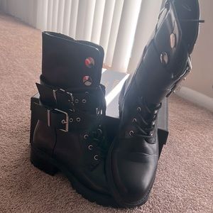 Azelea Wang London Black Zip up Boots